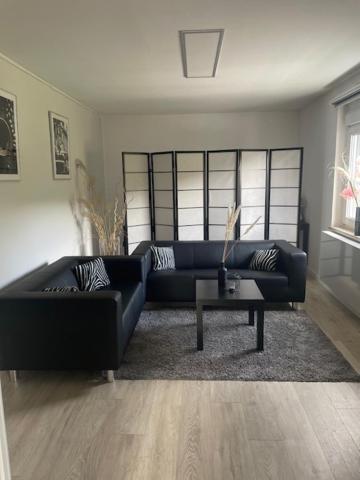 Body Kult Loft - Modernes Appartement Mit 2 Separaten Schlafzimmern 츠비카우 외부 사진